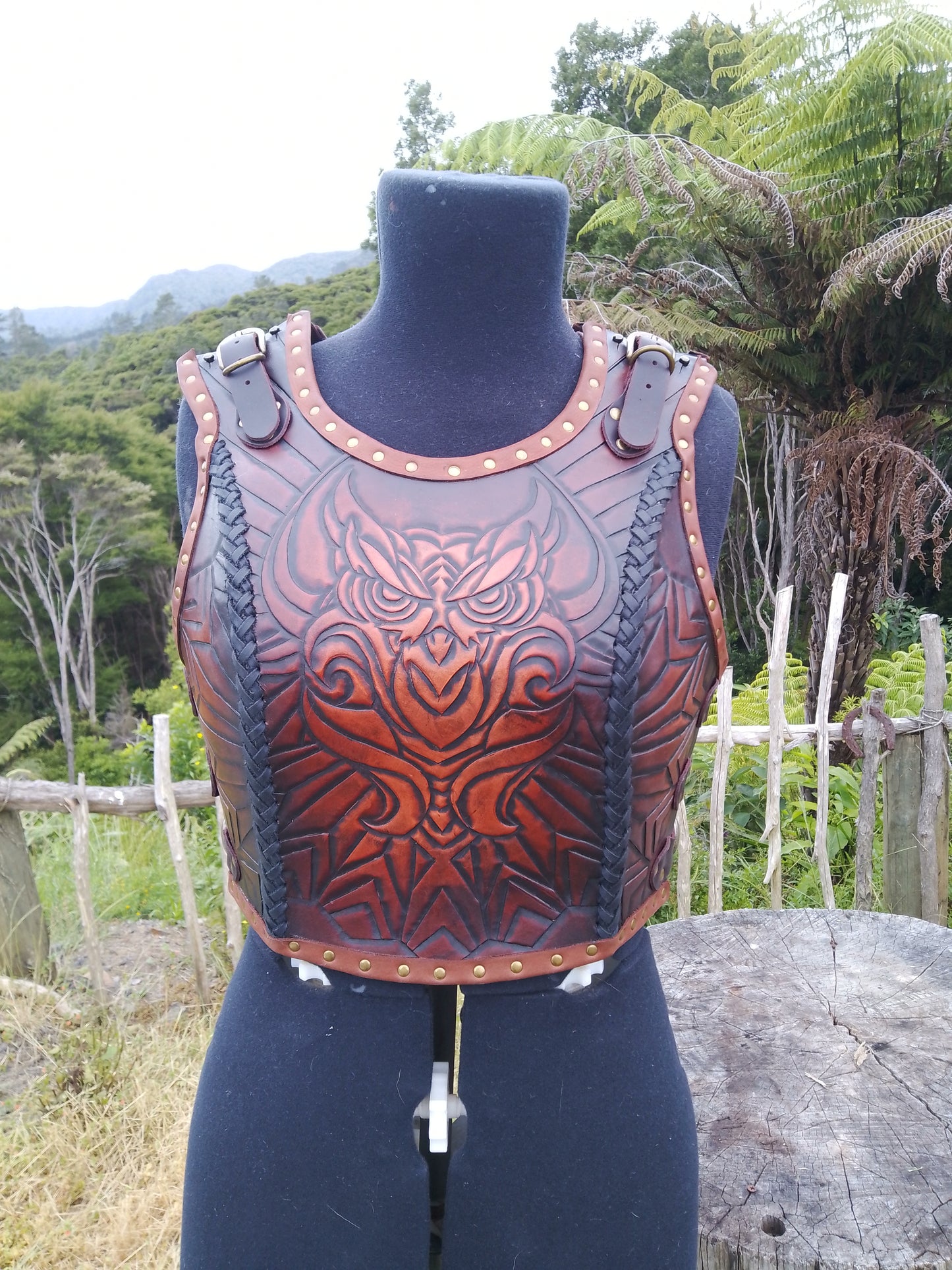 Womens Breastplate - Athena