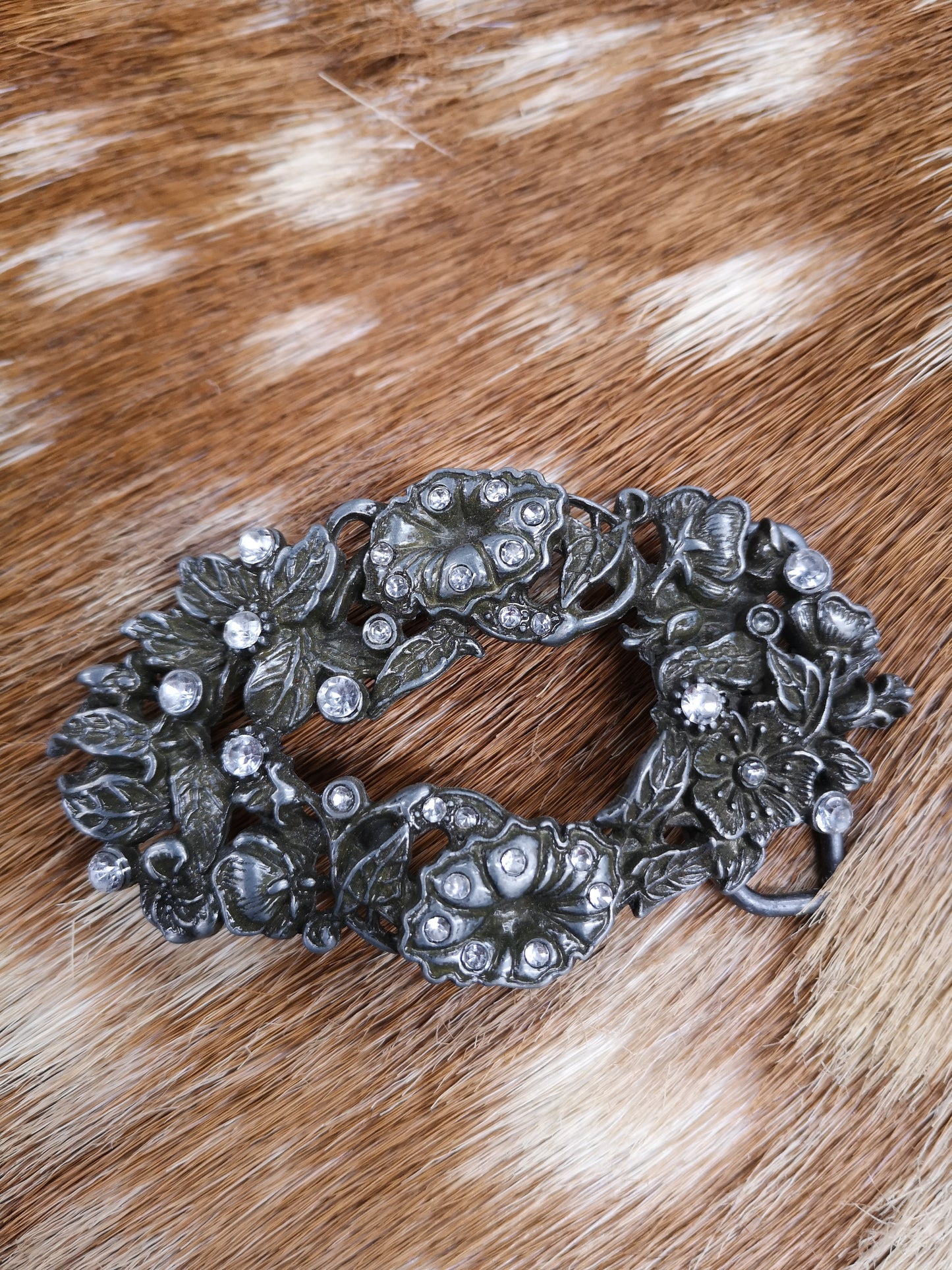 Diamante Flowers Buckle