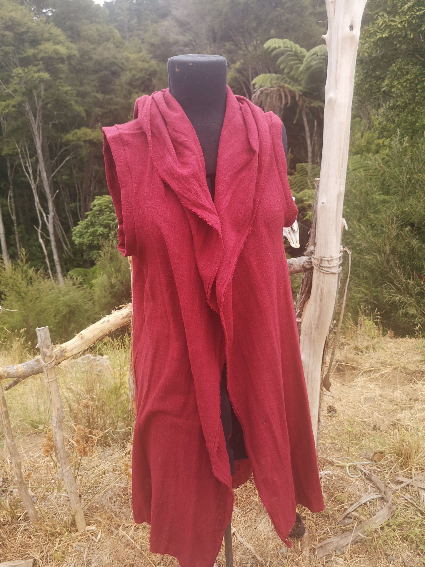Pixie Cloak - Pohutukawa