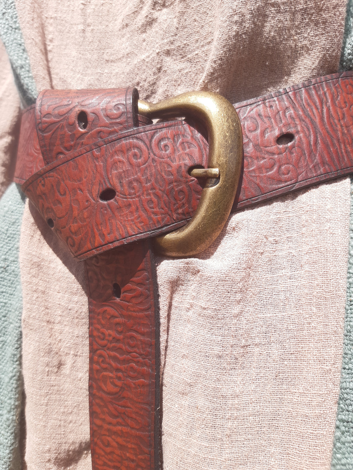 Medieval Drop Belt - Rosaire Knight