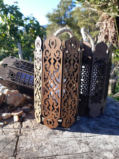 Solar rechargeable Wooden Lantern - Flame Effect