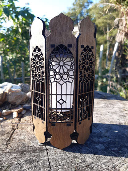 Solar rechargeable Wooden Lantern - Flame Effect