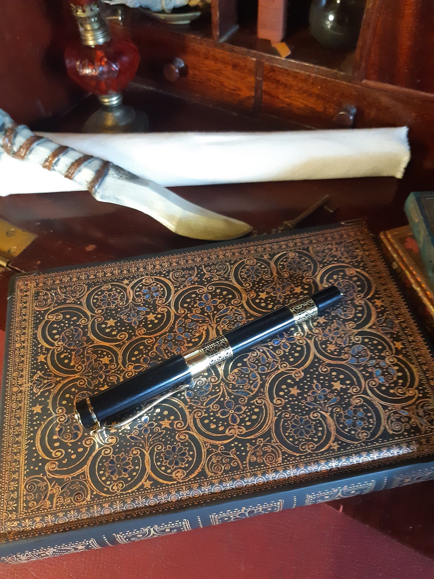 Calligraphy Nib Pen - Refillable - Fancy